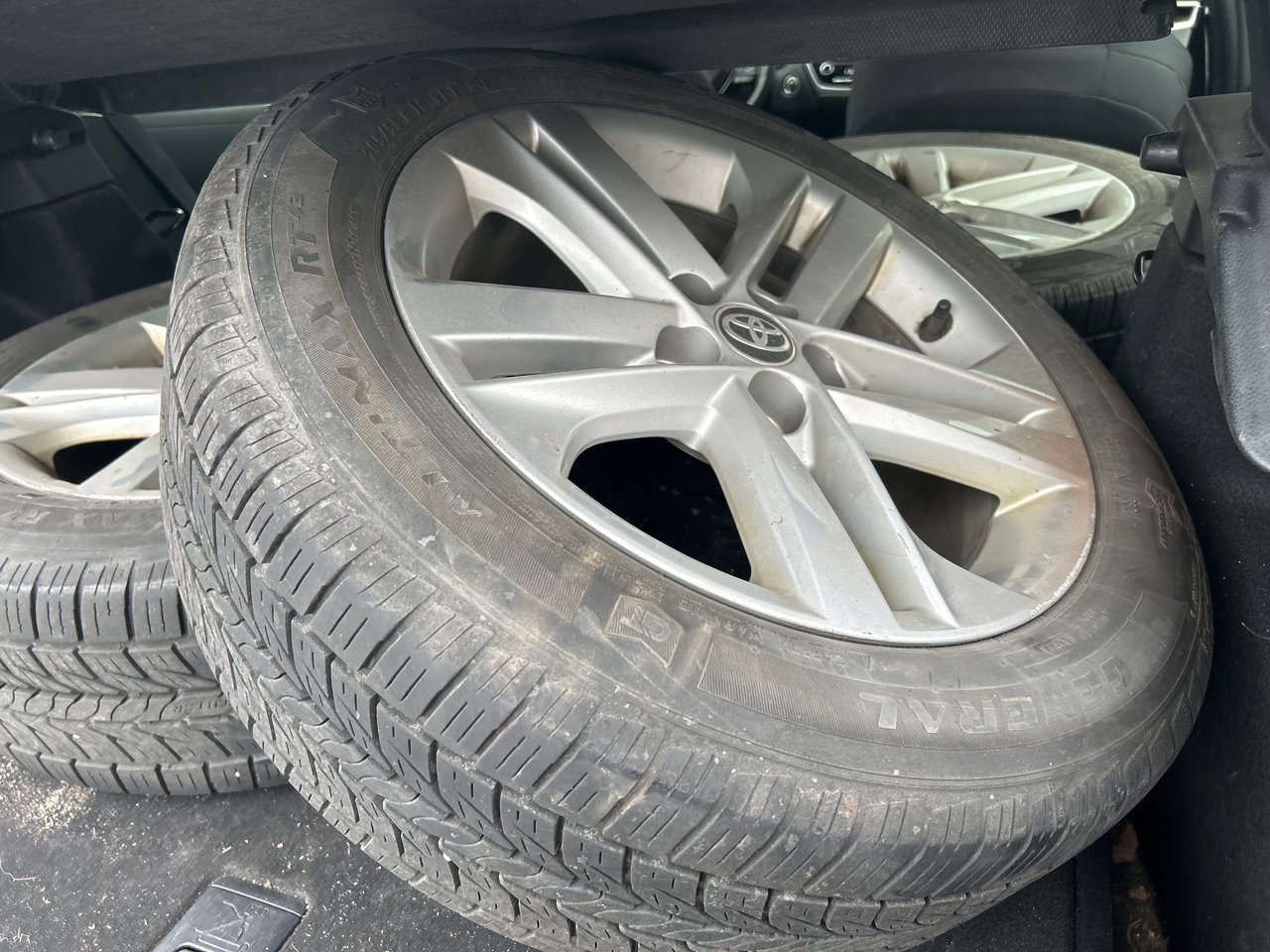 2019 Toyota Corolla Hatchback - Image 6