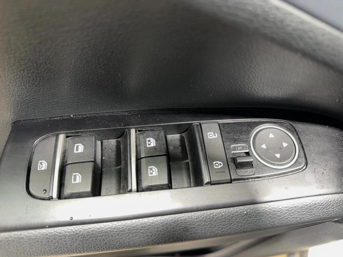 2023 Kia Soul - Image 10