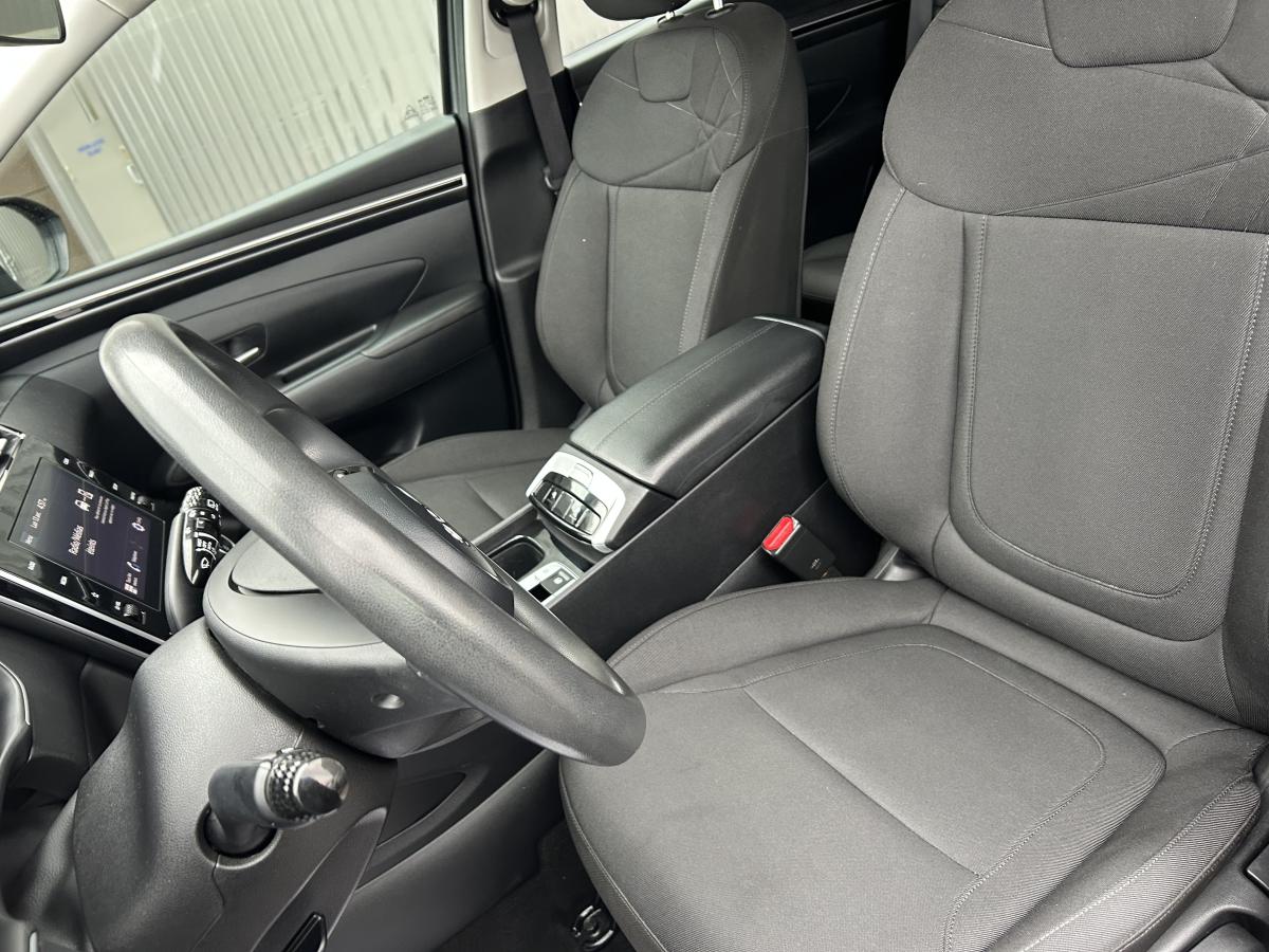 2022 Hyundai Tucson - Image 11