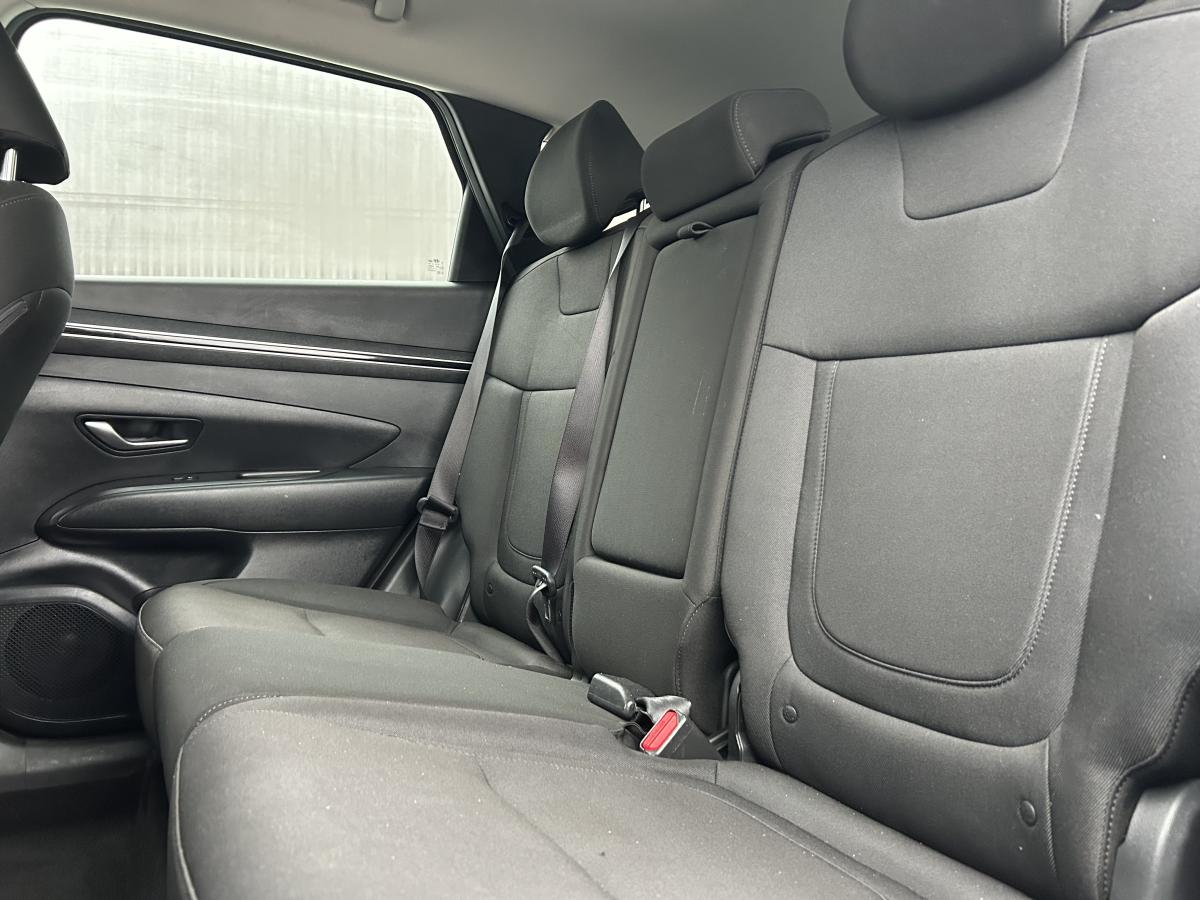 2022 Hyundai Tucson - Image 15