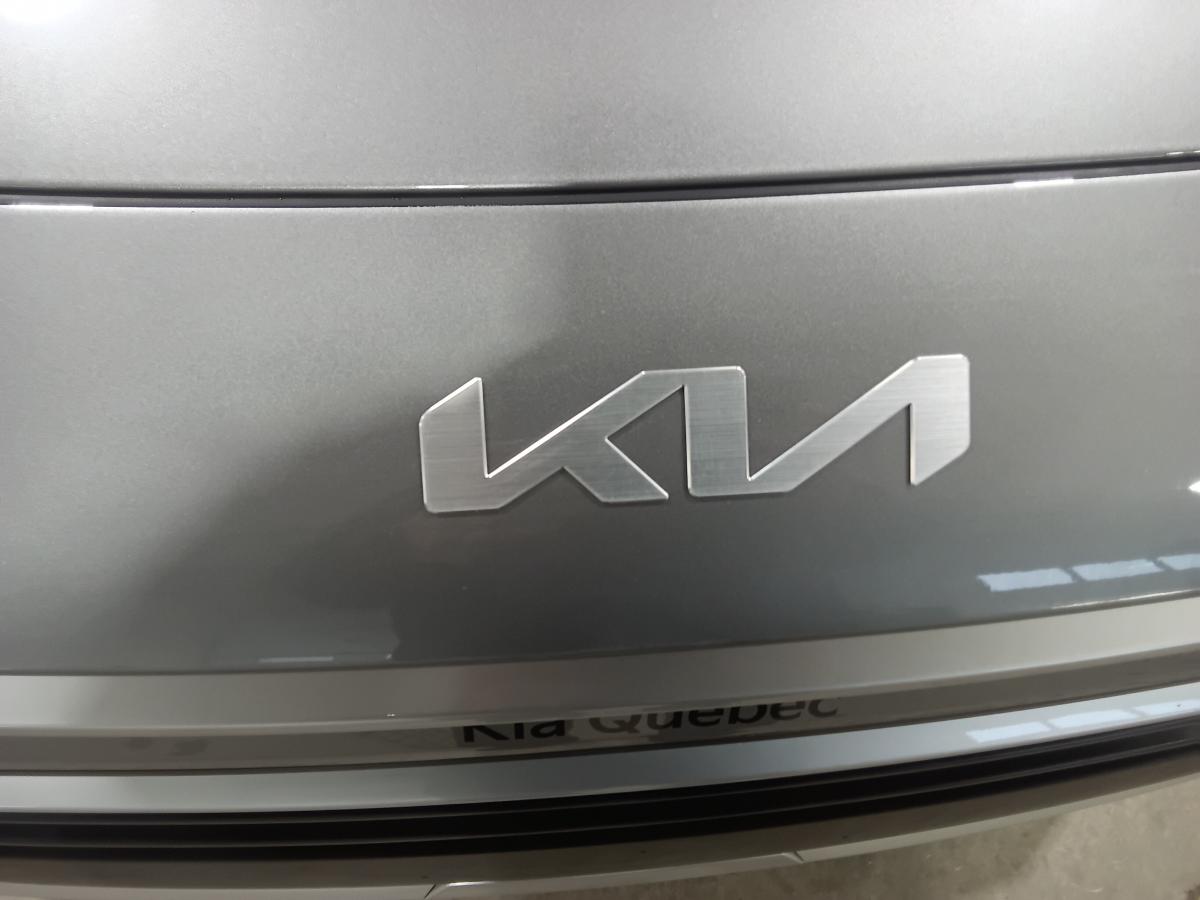 2025 Kia Niro - Image 11