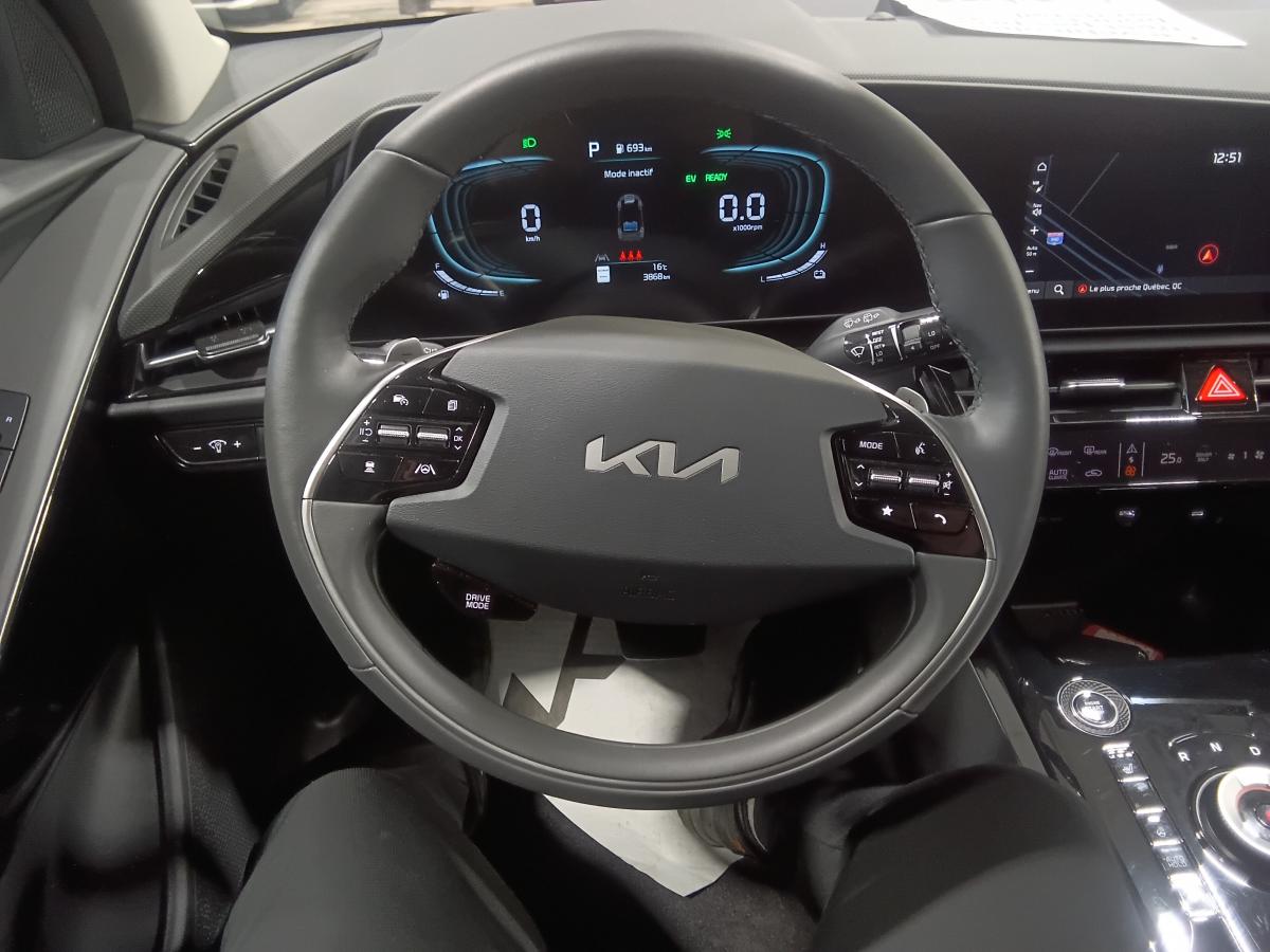 2025 Kia Niro - Image 15