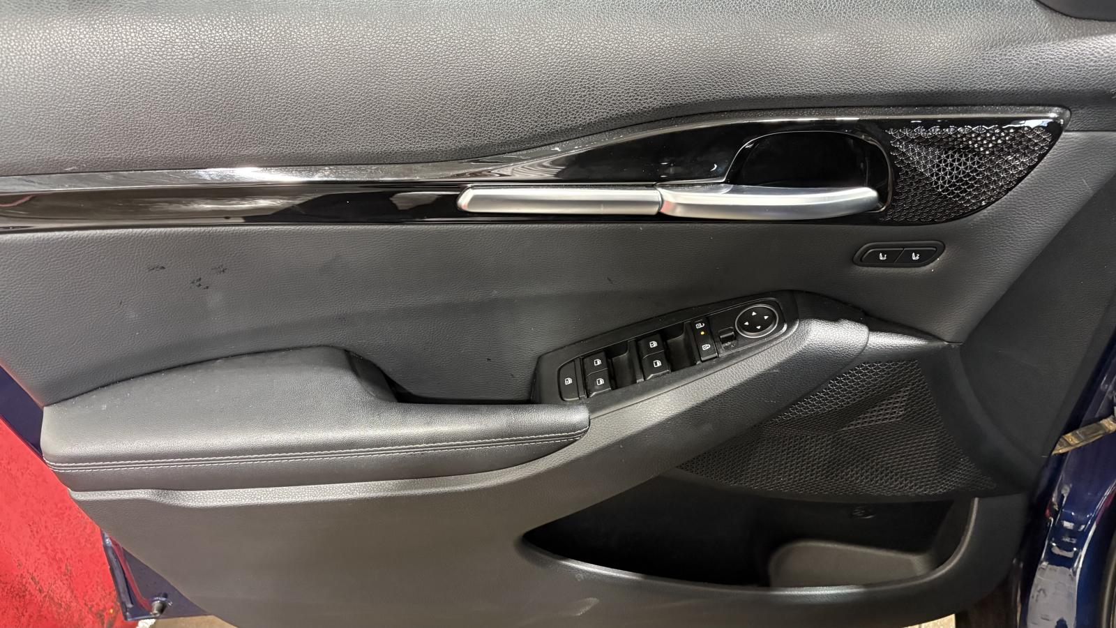 2024 Kia Seltos - Image 8