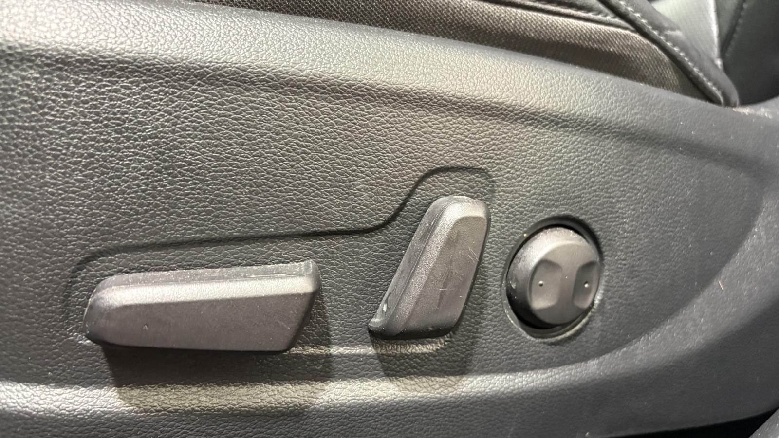 2024 Kia Seltos - Image 11