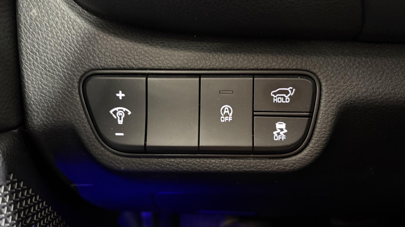 2024 Kia Seltos - Image 16