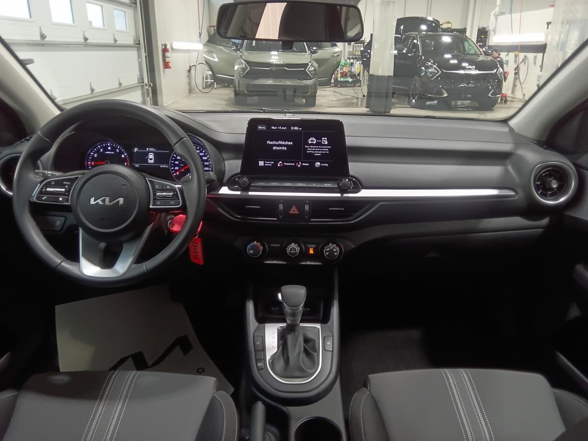 2024 Kia Forte - Image 20