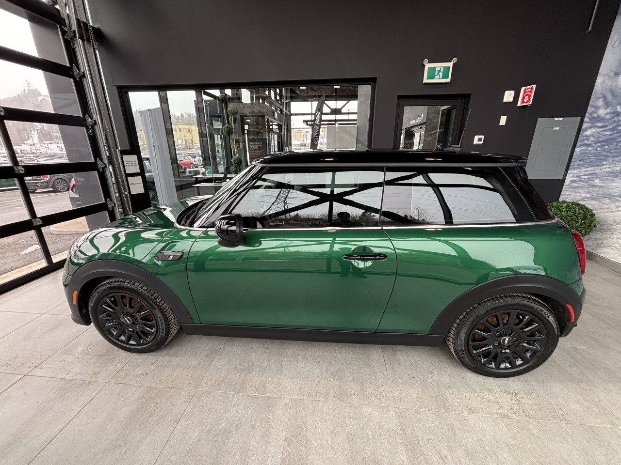 2023 Mini Cooper - Image 23