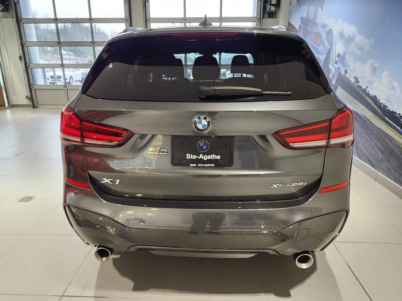 2022 BMW X1 - Image 5