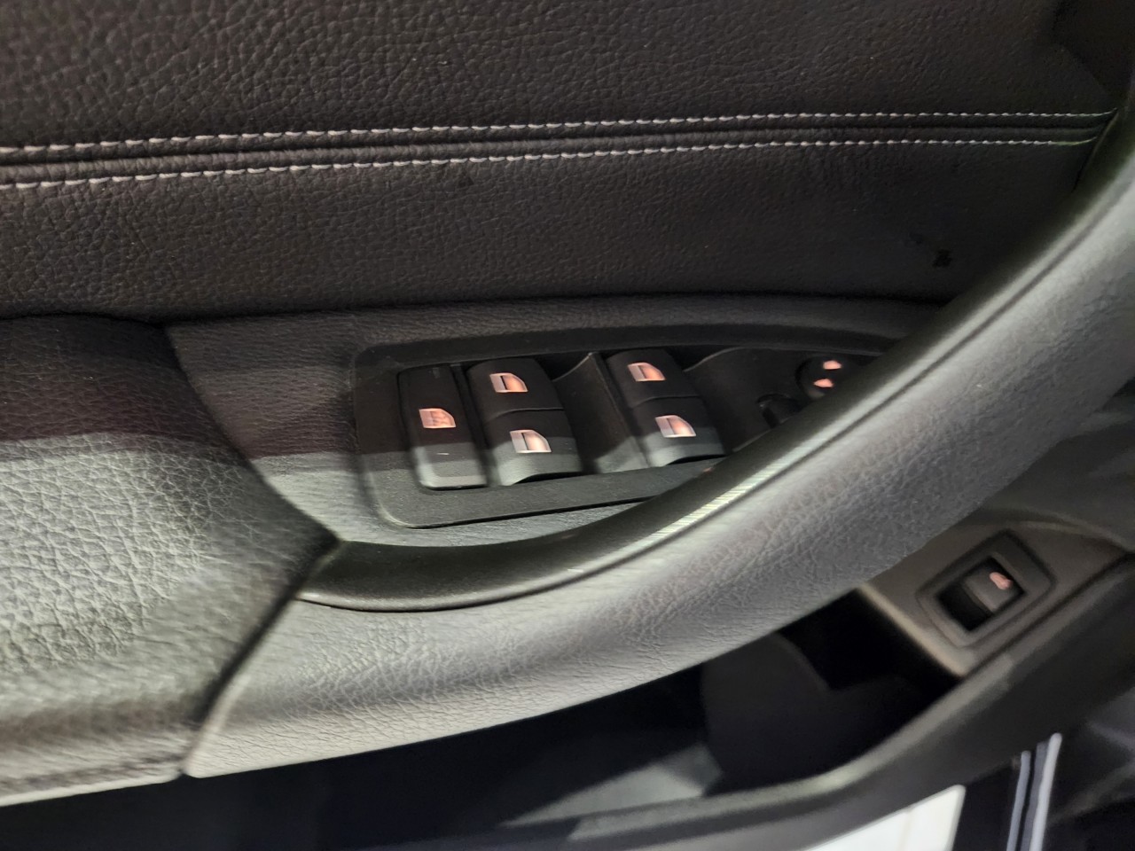 2022 BMW X1 - Image 23