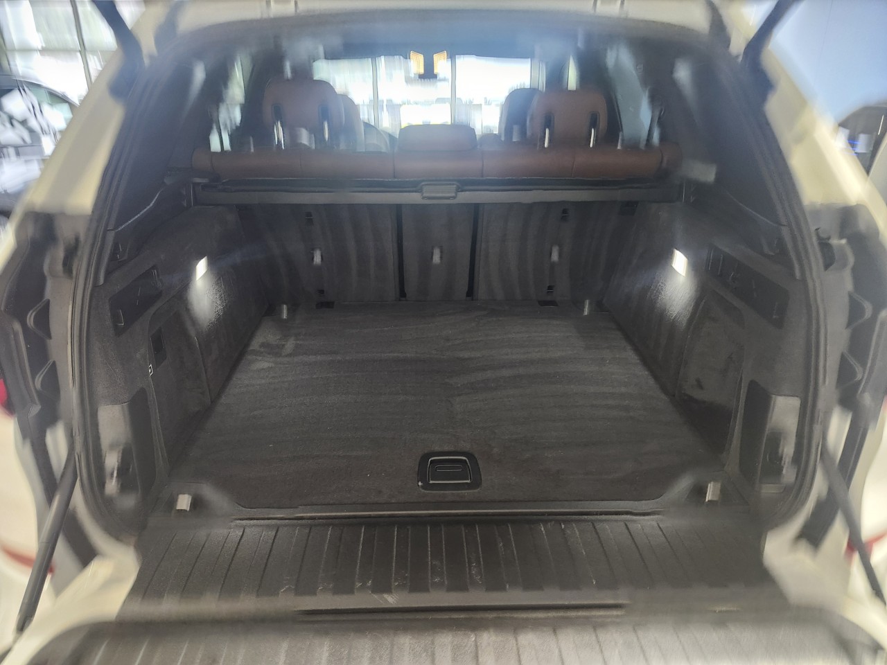 2023 BMW X5 - Image 7