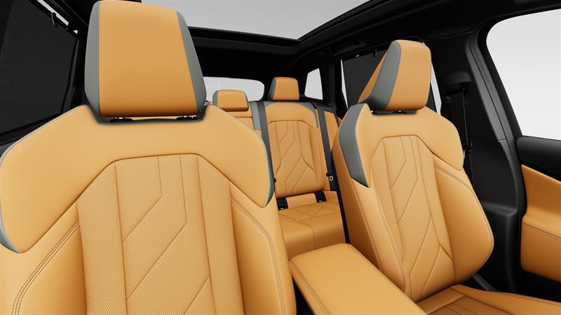 2026 BMW X3 - Image 13