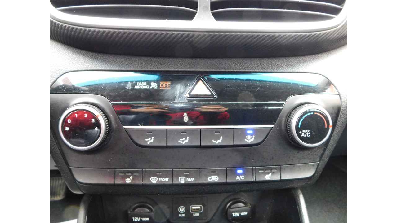 2020 Hyundai Tucson - Image 22