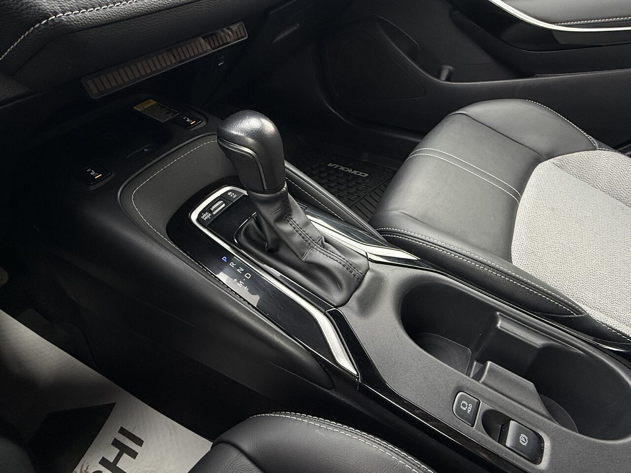 2024 Toyota Corolla à hayon - Image 3