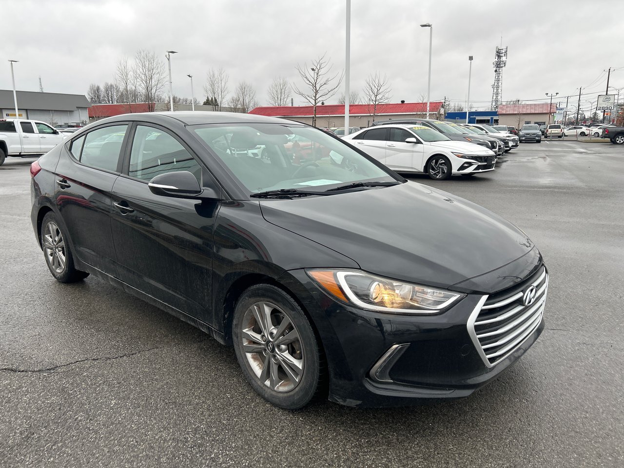 2018 Hyundai Elantra - Image 4