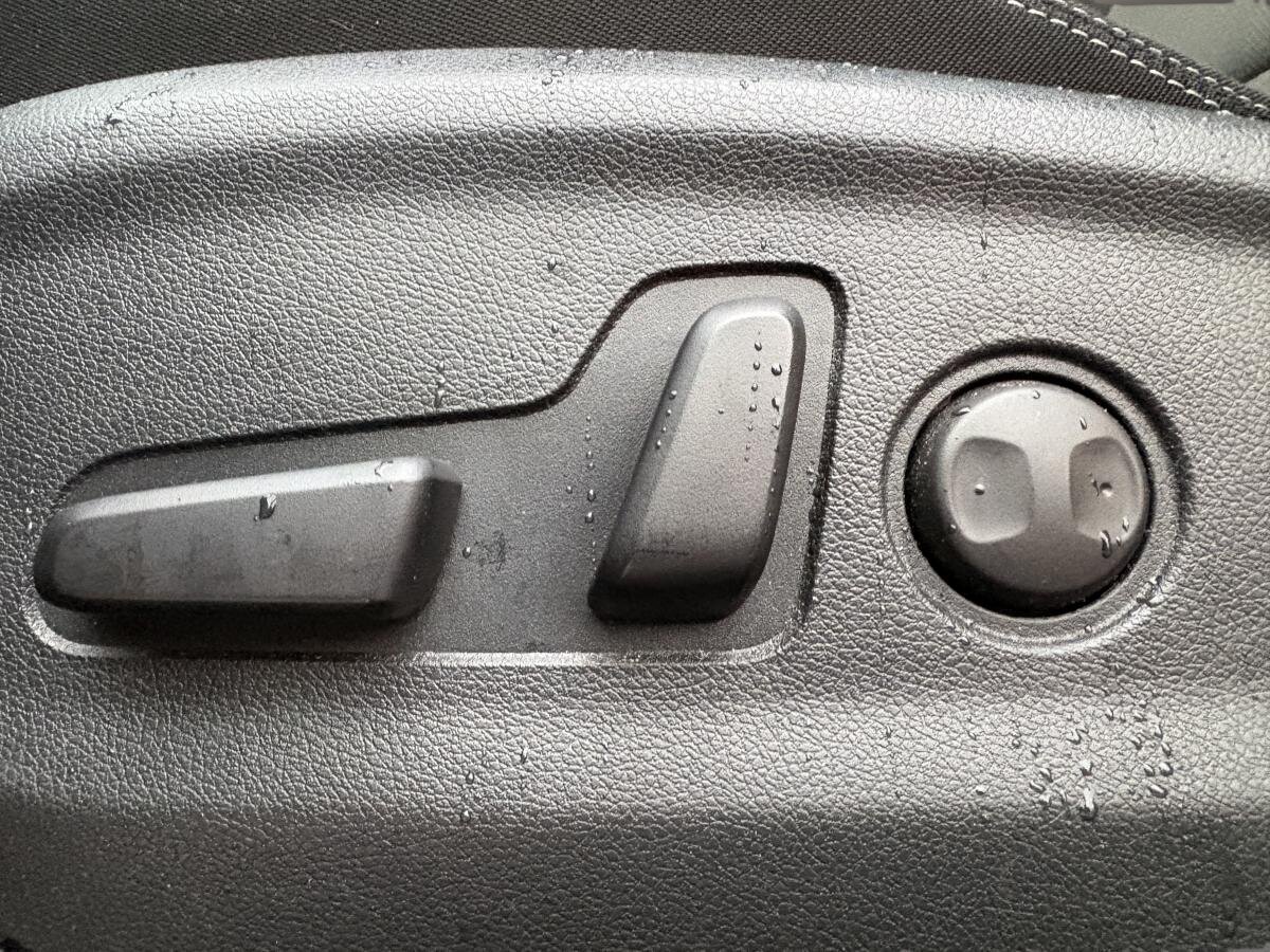 2020 Kia Sportage - Image 19