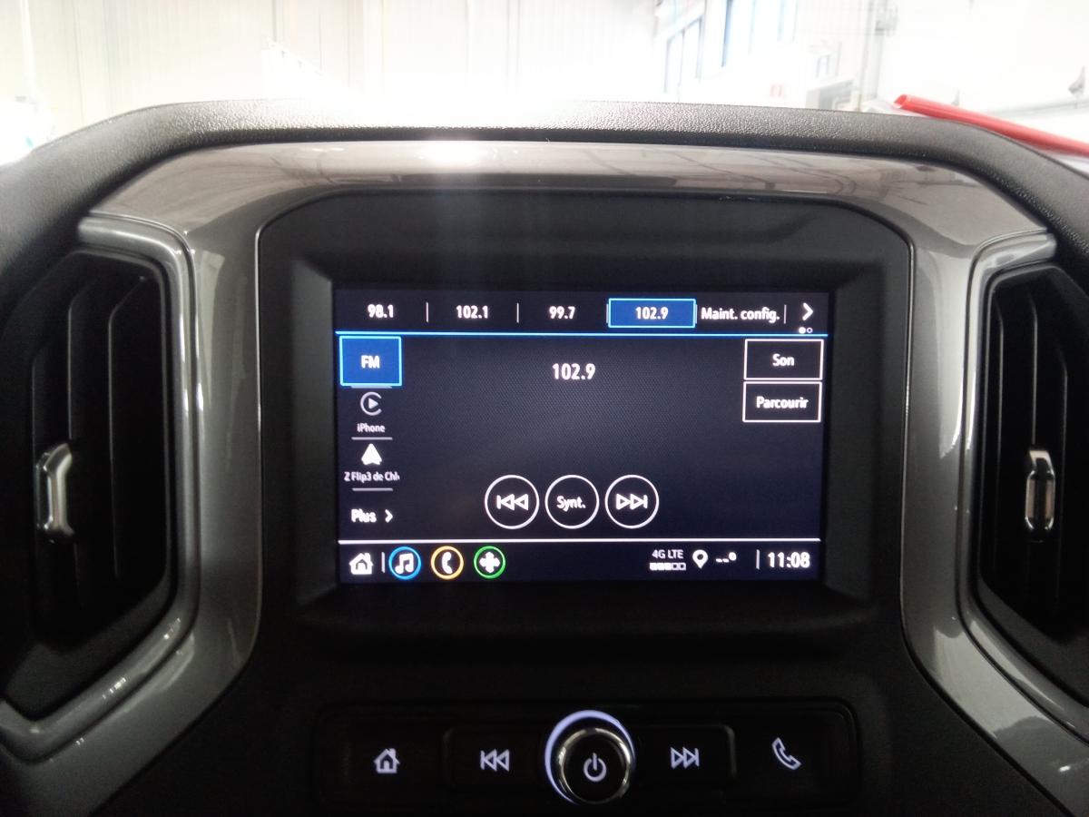 2024 GMC Sierra 1500 - Image 30