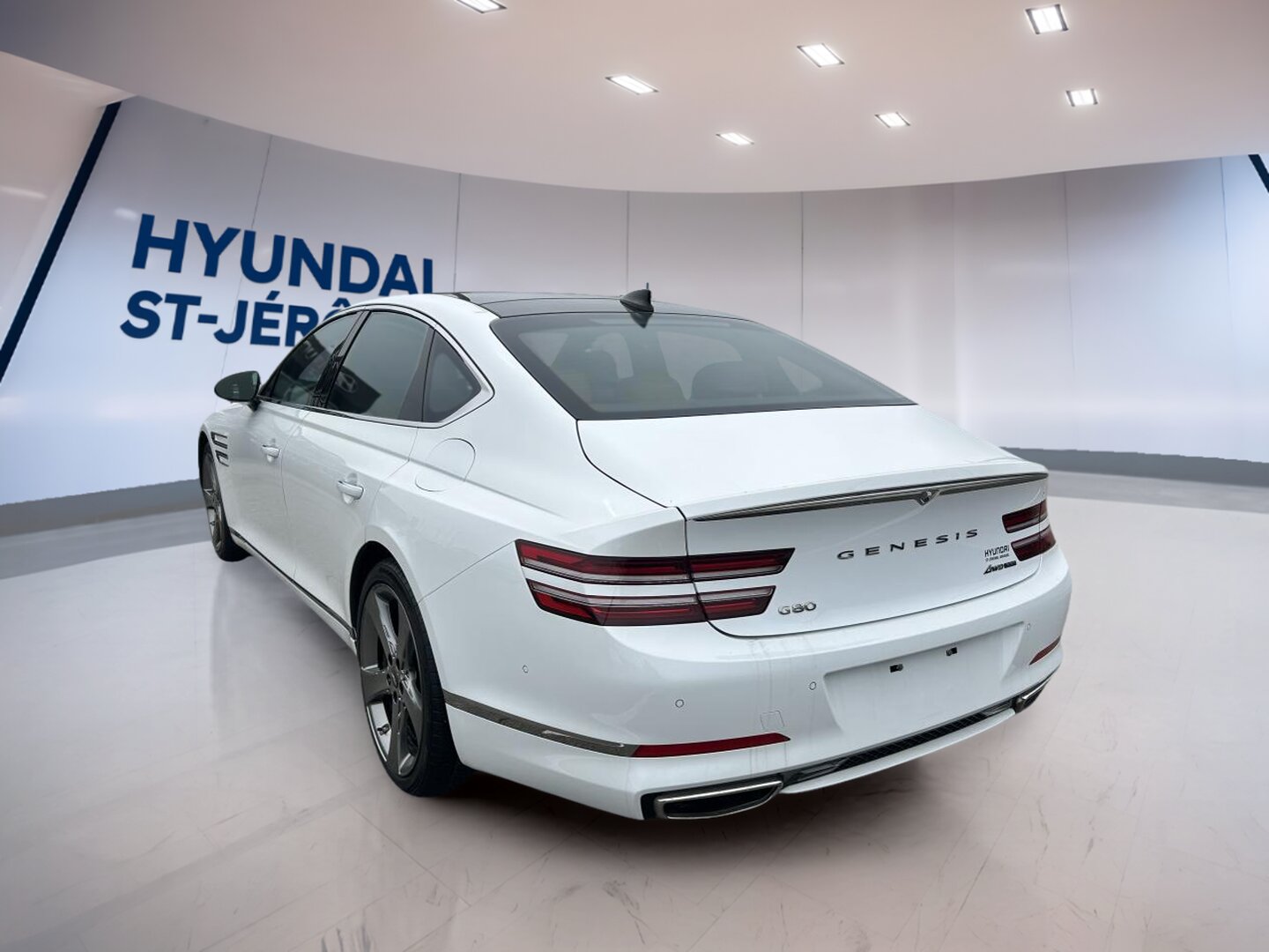 2021 Genesis G80 - Image 7