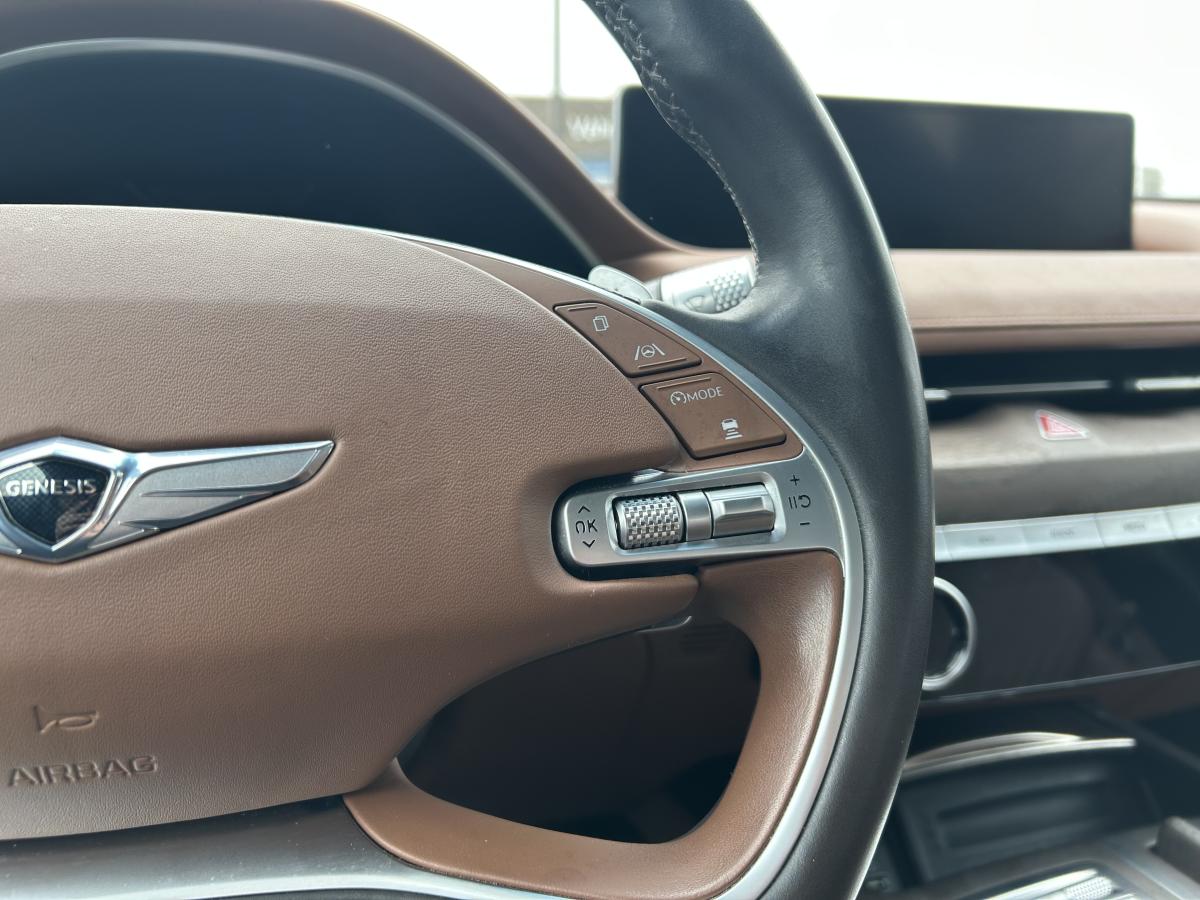 2021 Genesis G80 - Image 26