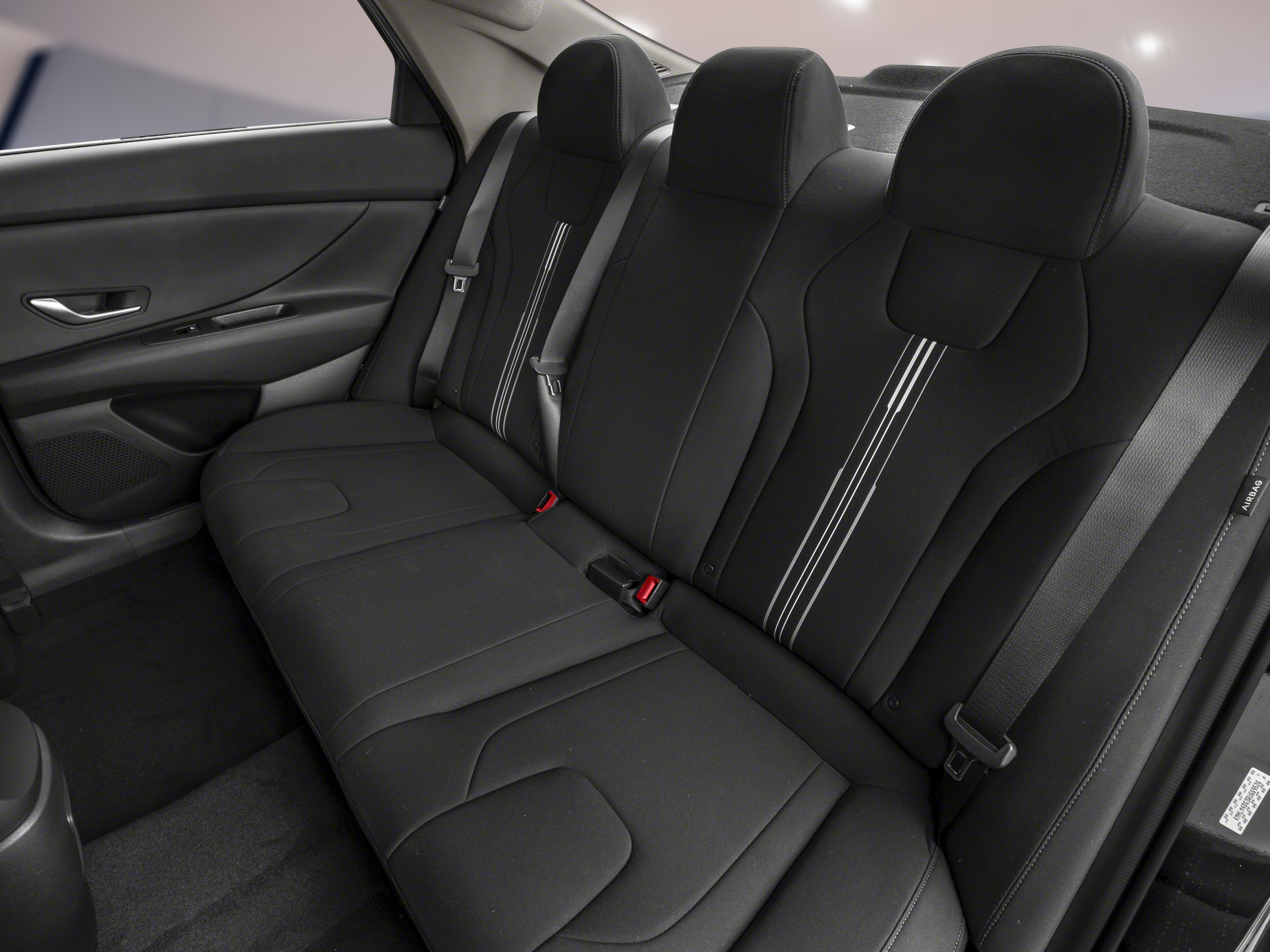 2026 Hyundai Elantra - Image 8