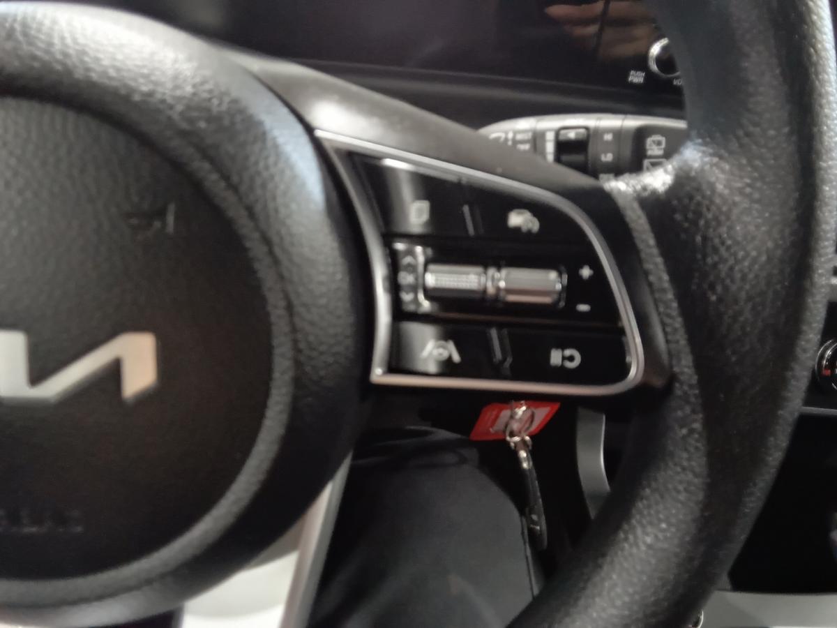 2024 Kia Seltos - Image 31