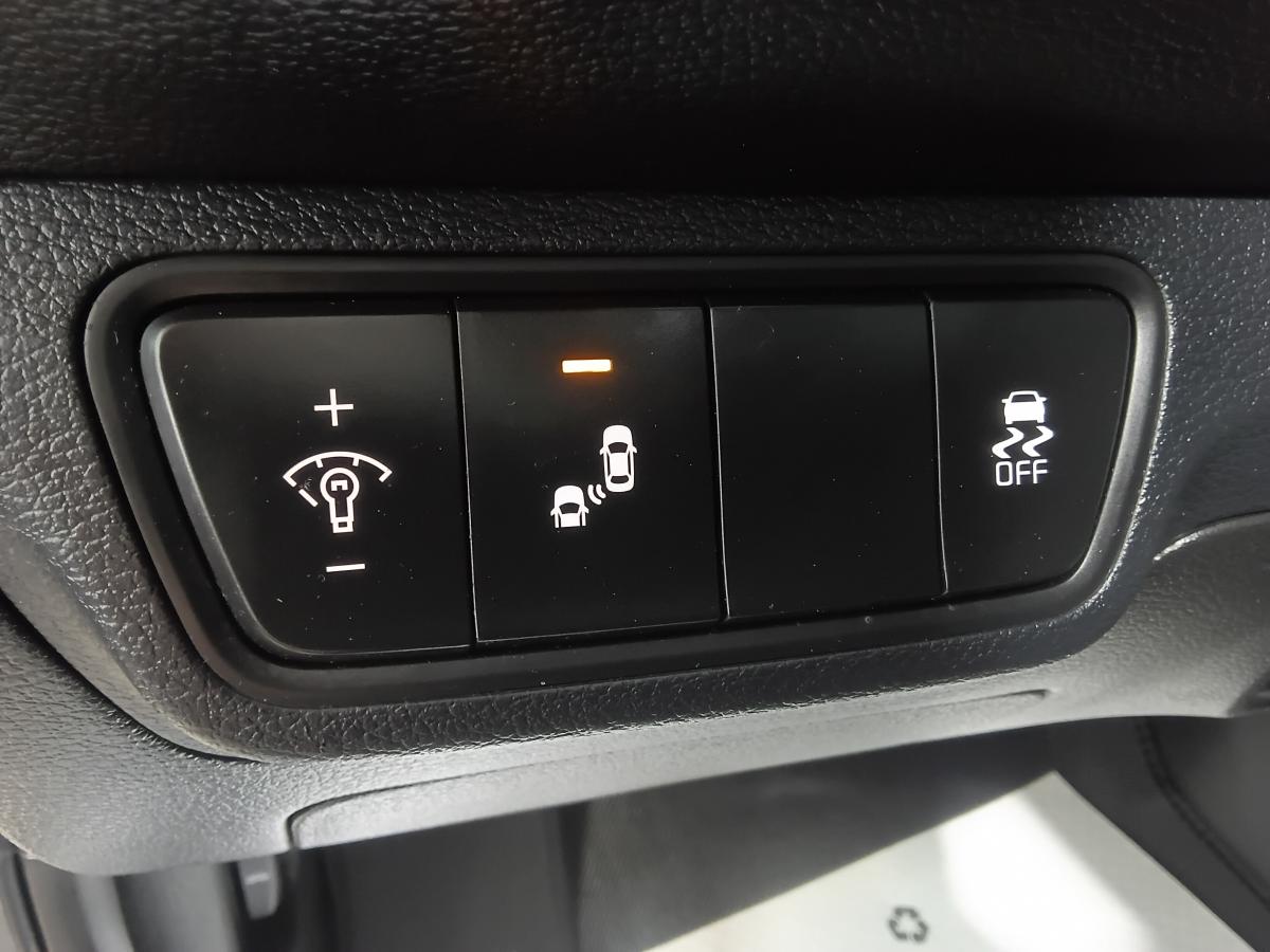 2023 Kia Forte5 - Image 27