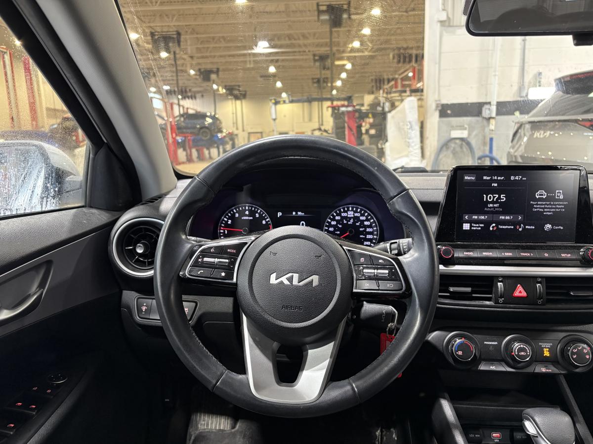 2022 Kia Forte - Image 8