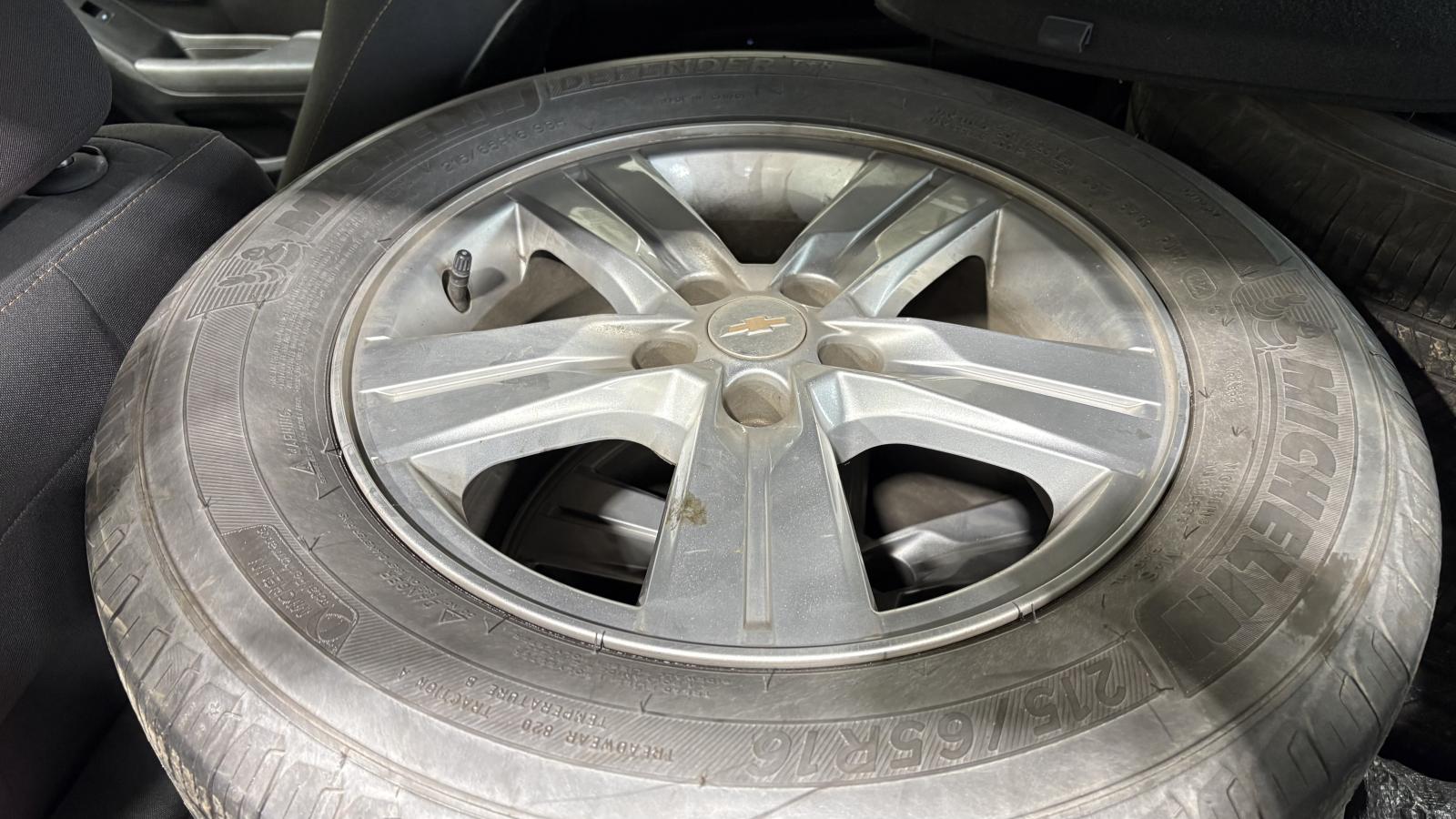 2019 Chevrolet Trax - Image 3