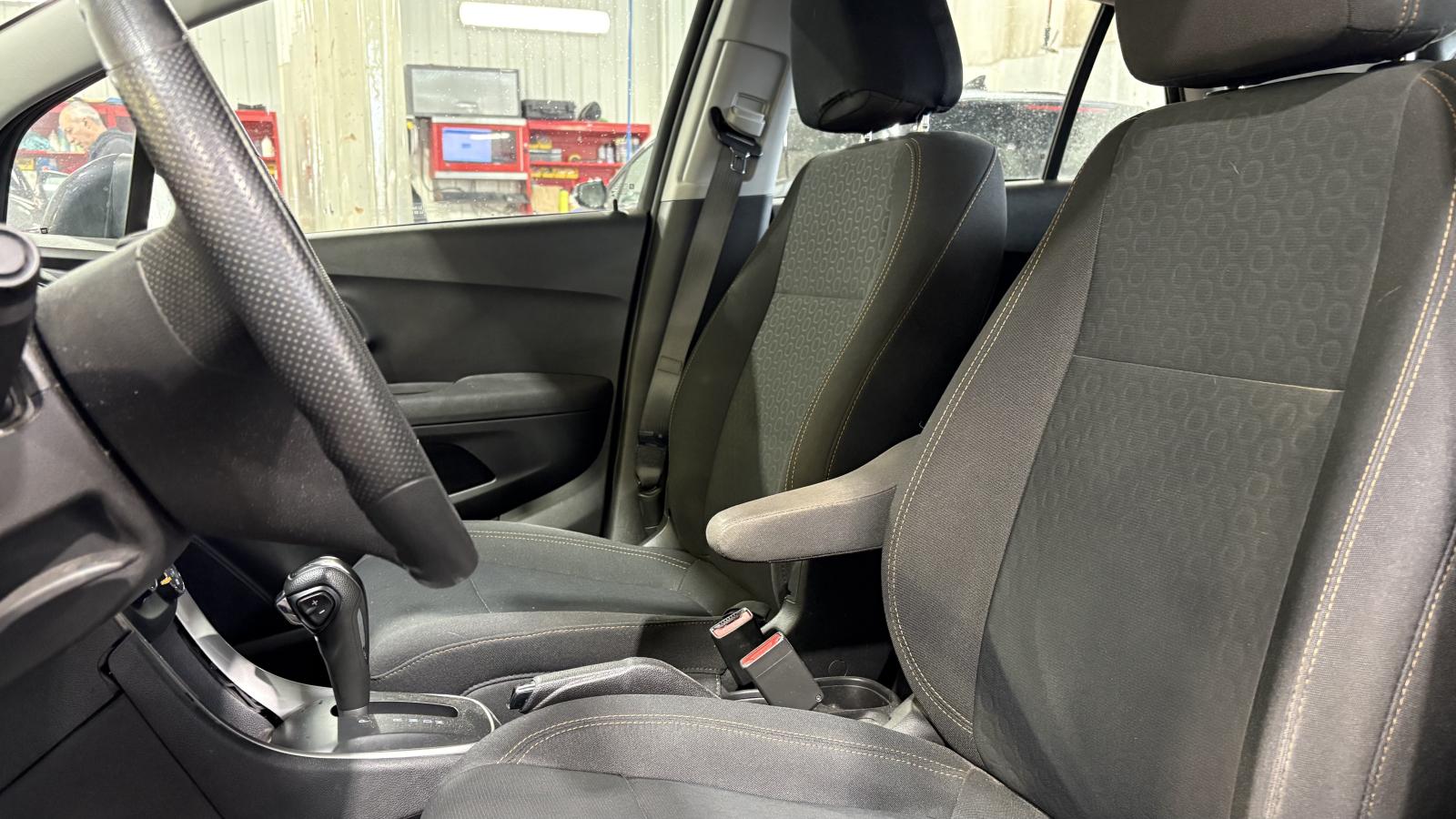 2019 Chevrolet Trax - Image 11