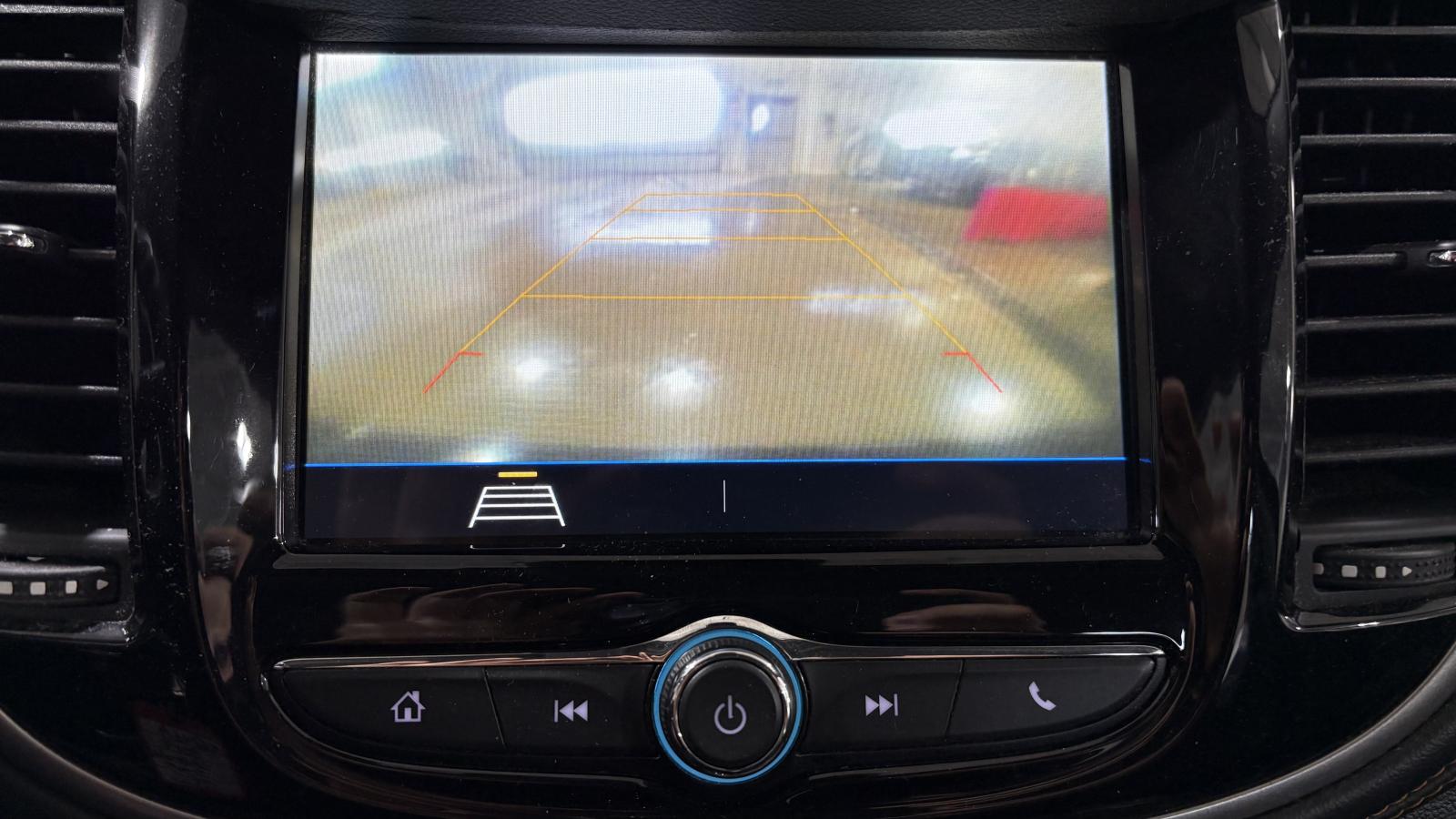 2019 Chevrolet Trax - Image 17