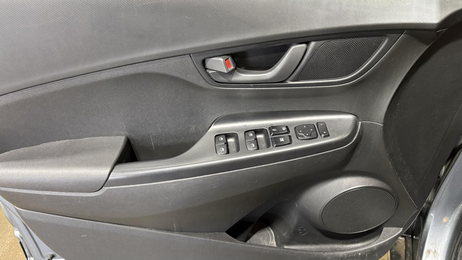 2018 Hyundai Kona - Image 11