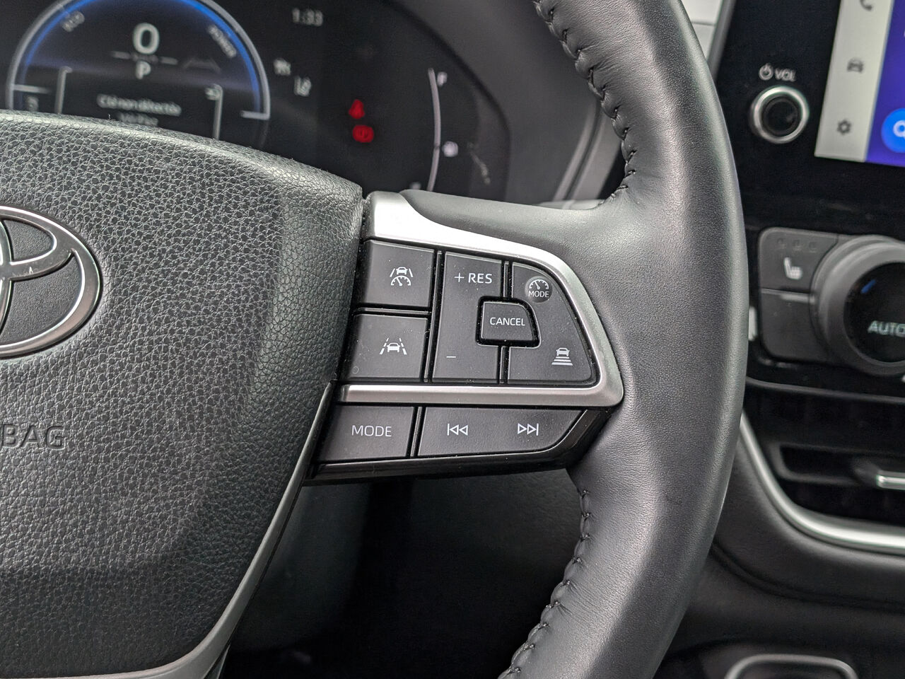 2024 Toyota Grand Highlander Hybride - Image 12