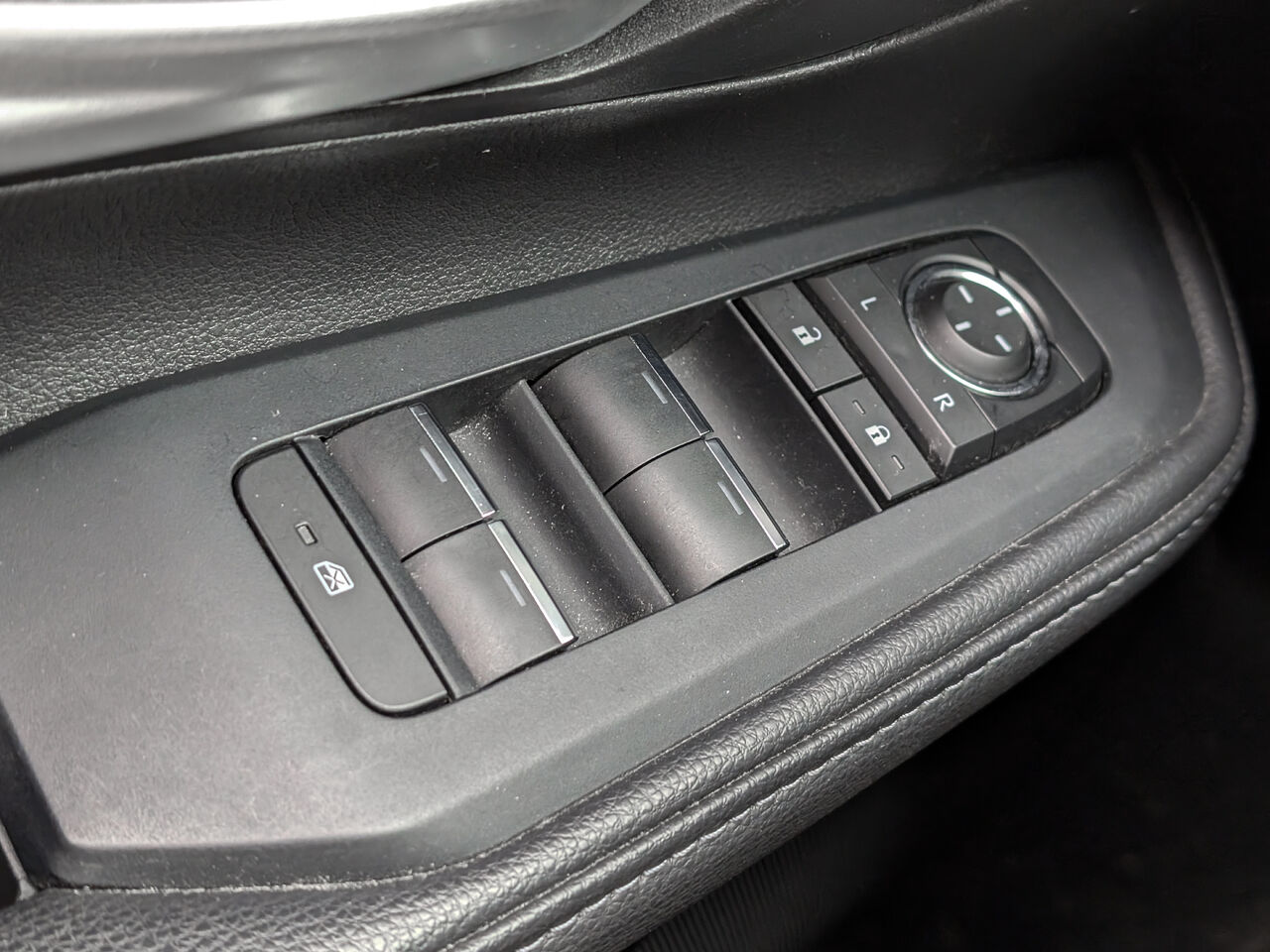 2024 Toyota Grand Highlander Hybride - Image 14