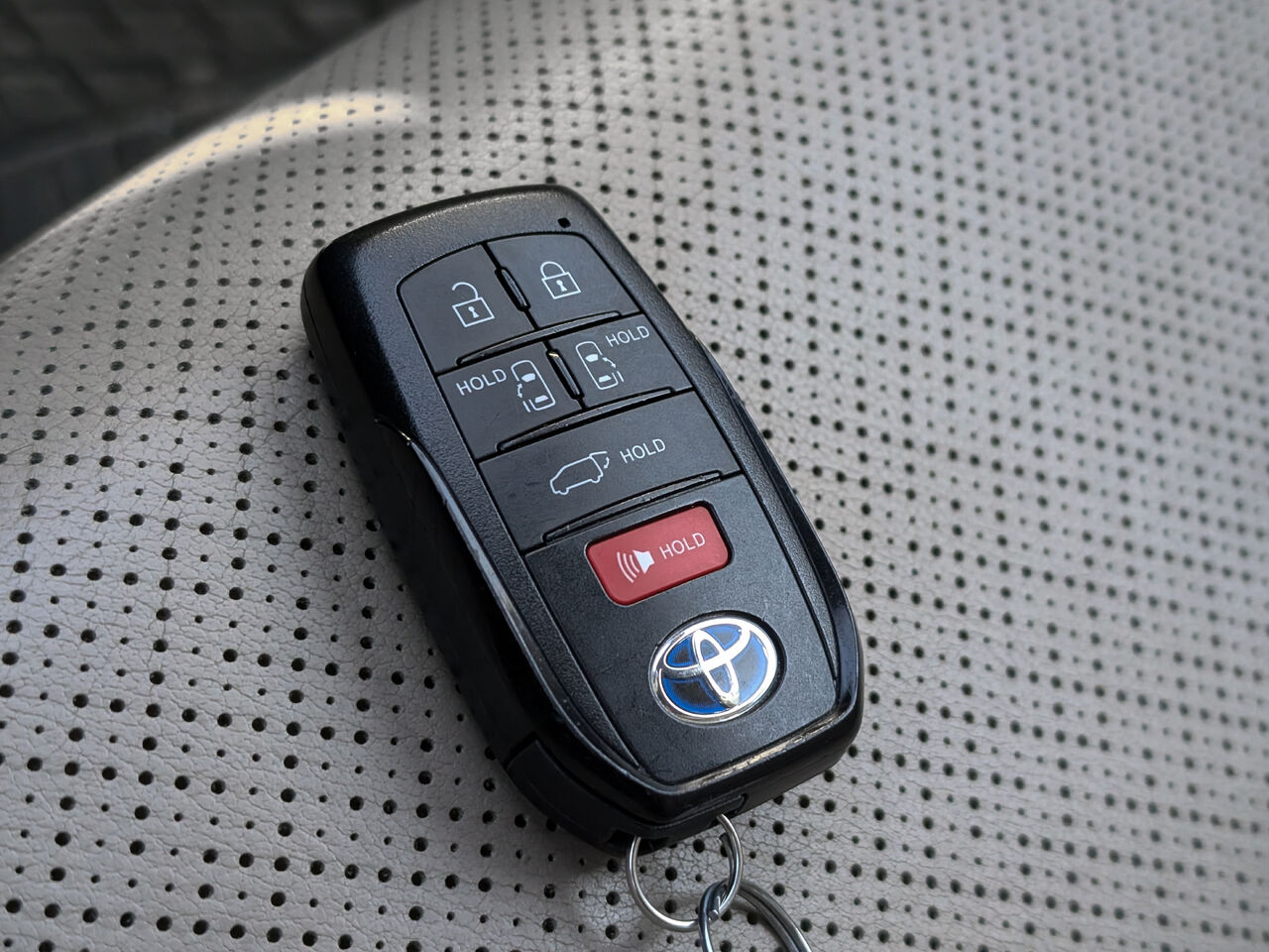 2021 Toyota Sienna - Image 22
