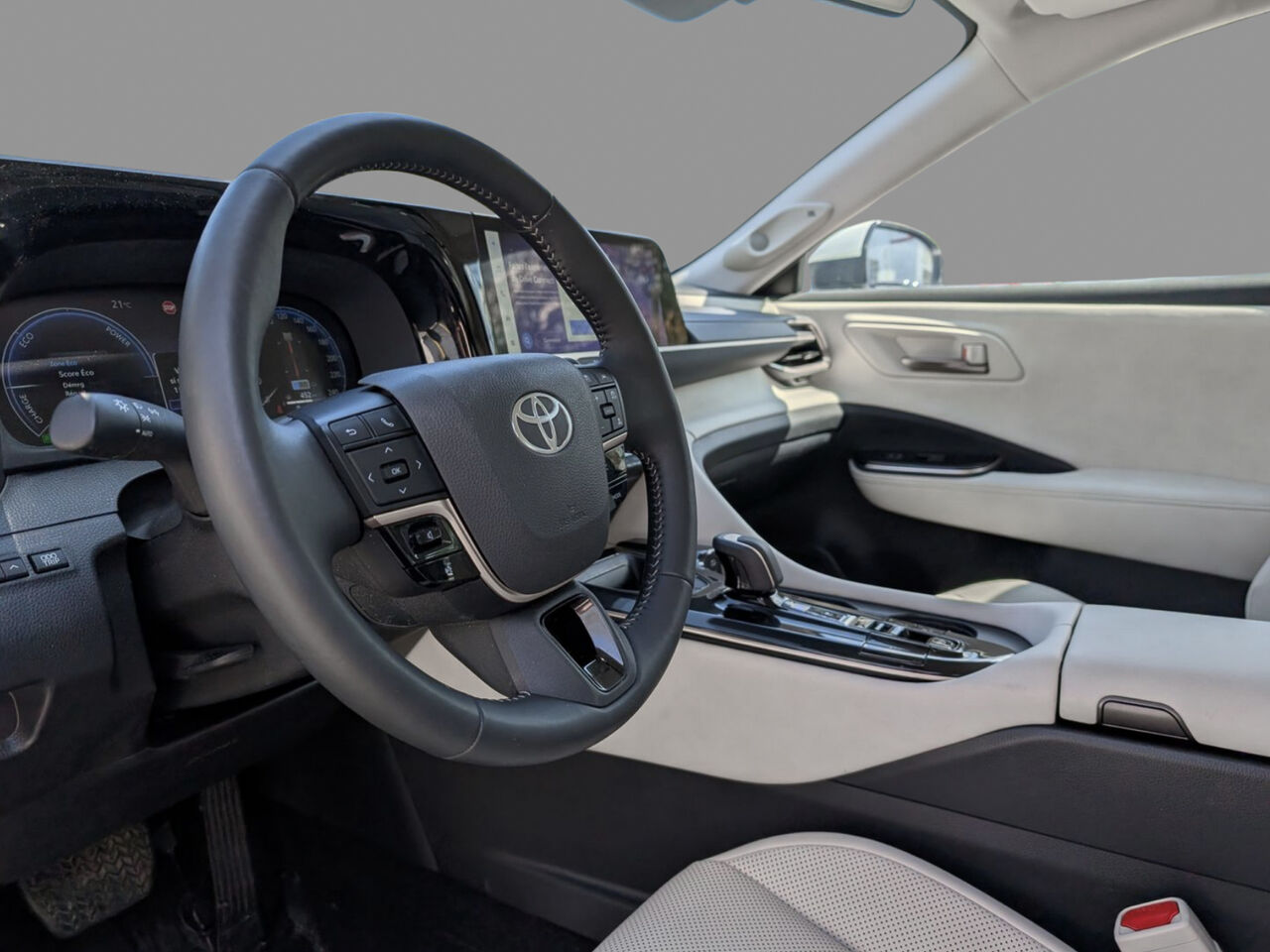 2024 Toyota Crown - Image 5