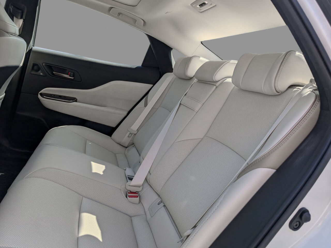 2024 Toyota Crown - Image 8