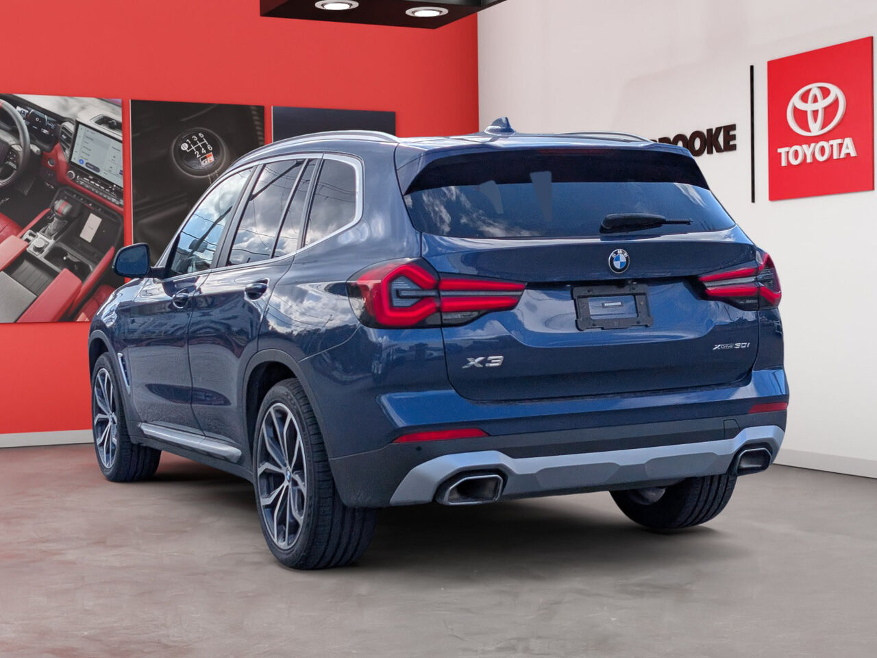 2022 BMW X3 - Image 5