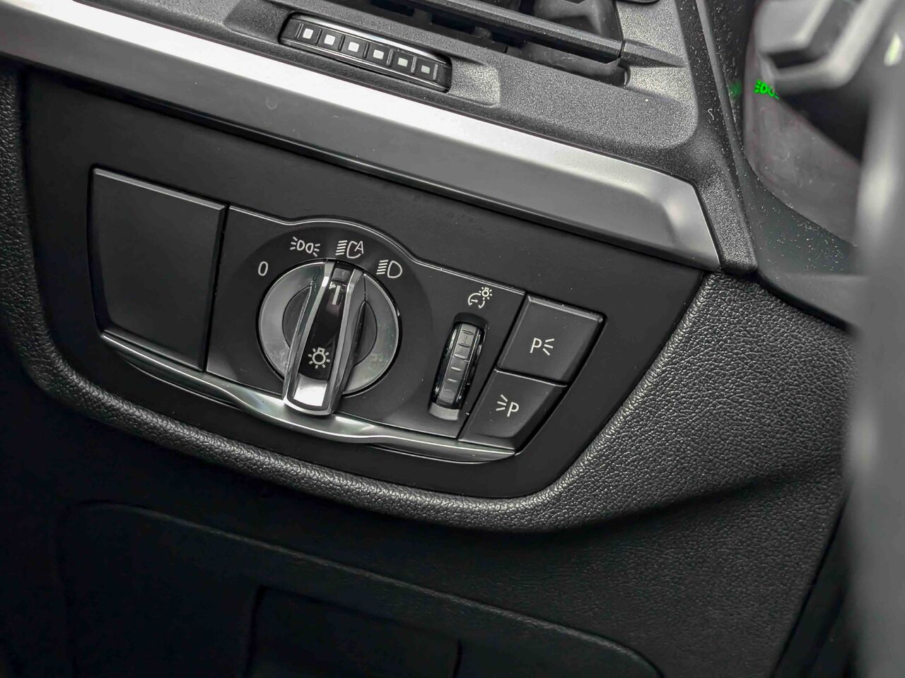 2022 BMW X3 - Image 18