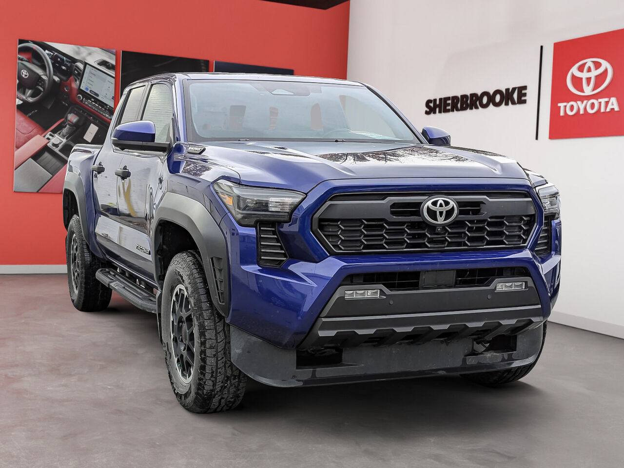 2024 Toyota Tacoma Hybride - Image 2