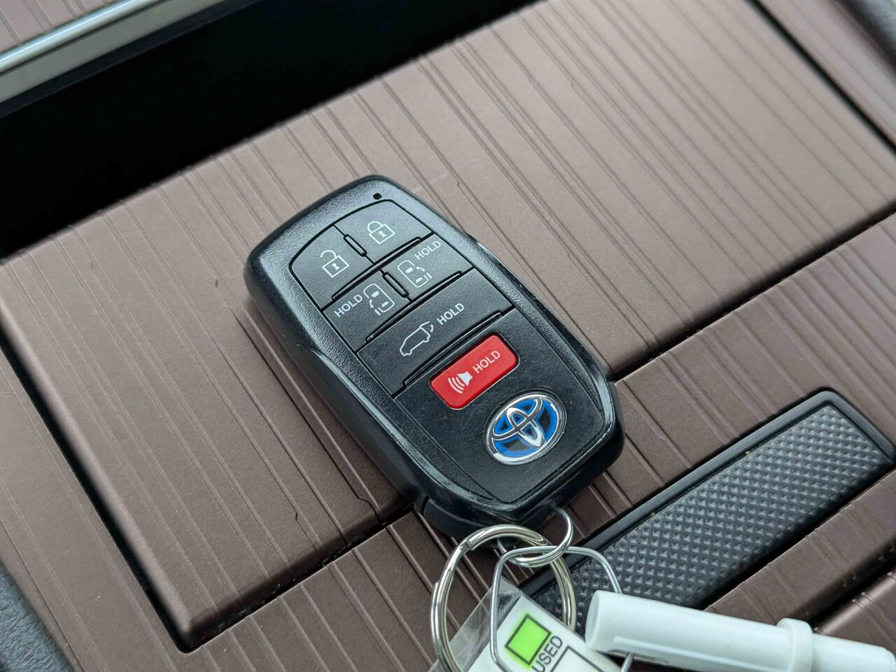 2024 Toyota Sienna - Image 21