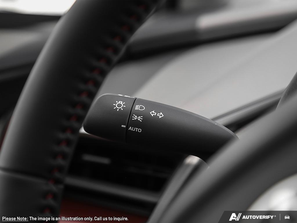 2026 Toyota Prius hybride branchable - Image 24