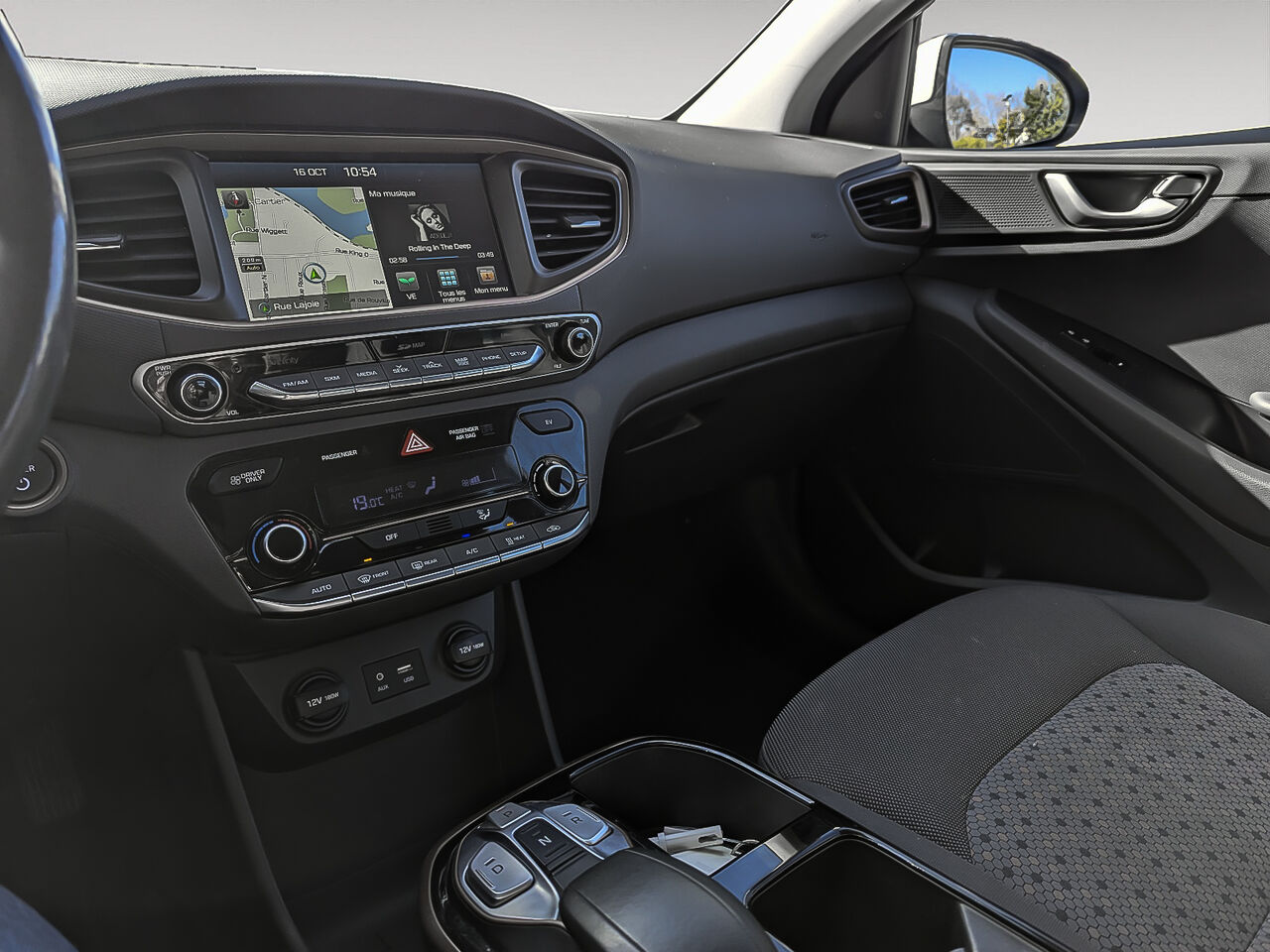 2017 Hyundai Ioniq électrique - Image 9