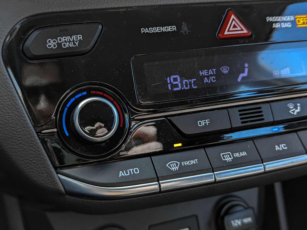 2017 Hyundai Ioniq électrique - Image 14