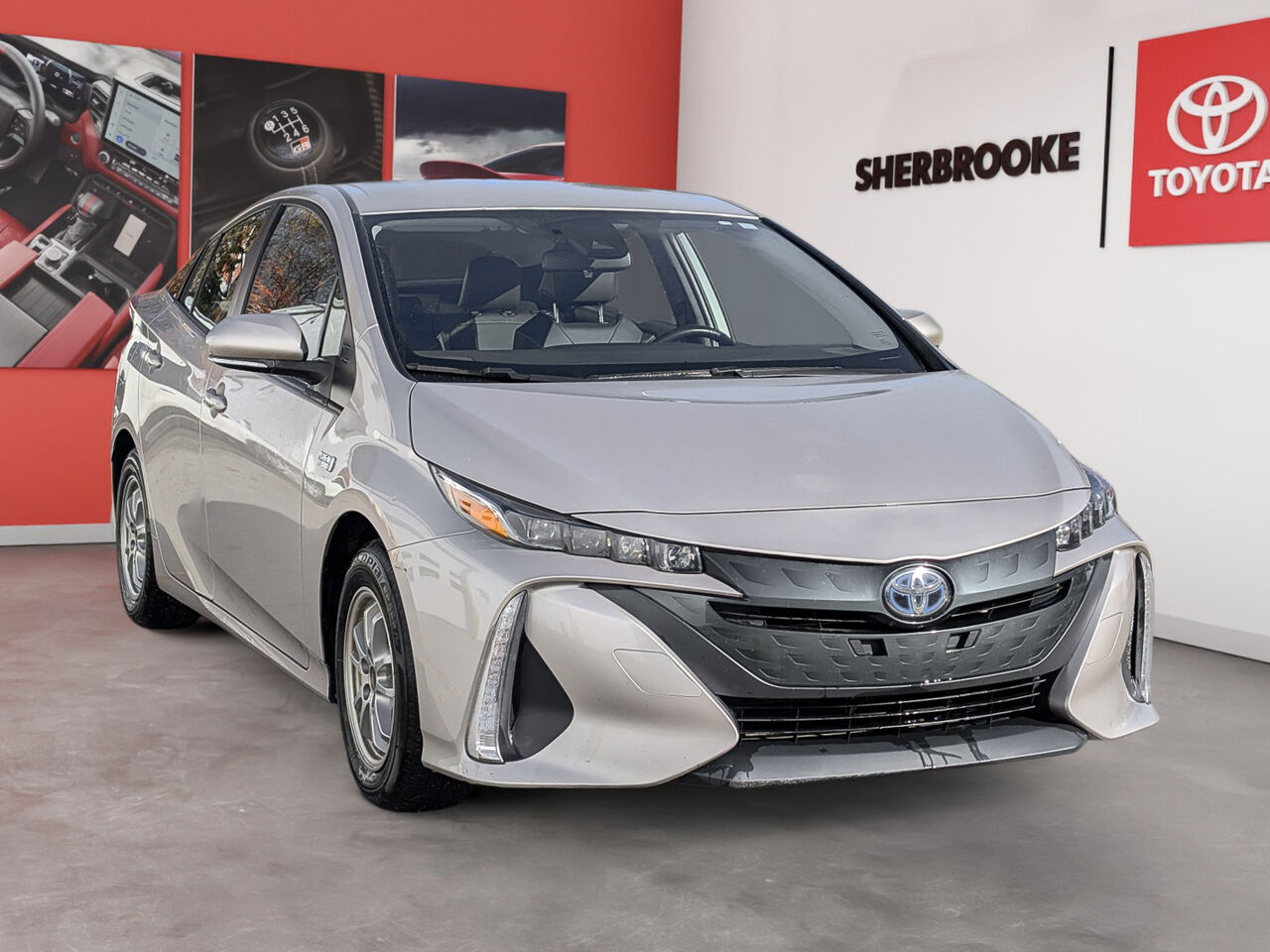 2021 Toyota Prius Prime - Image 2
