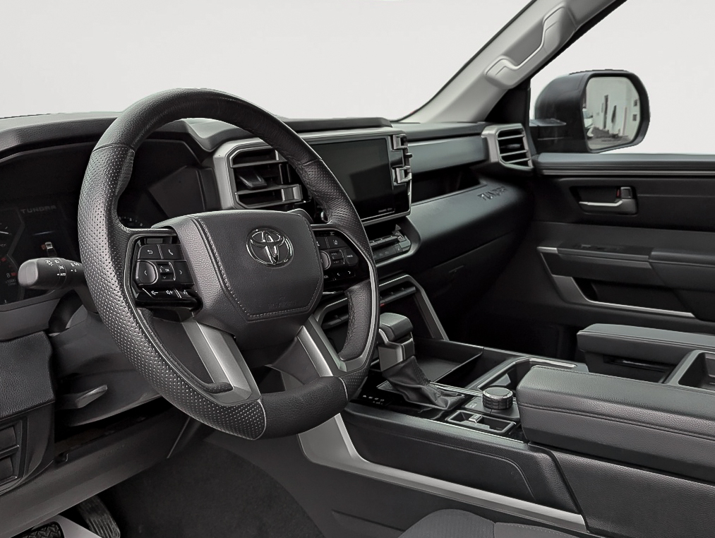 2023 Toyota Tundra - Image 7