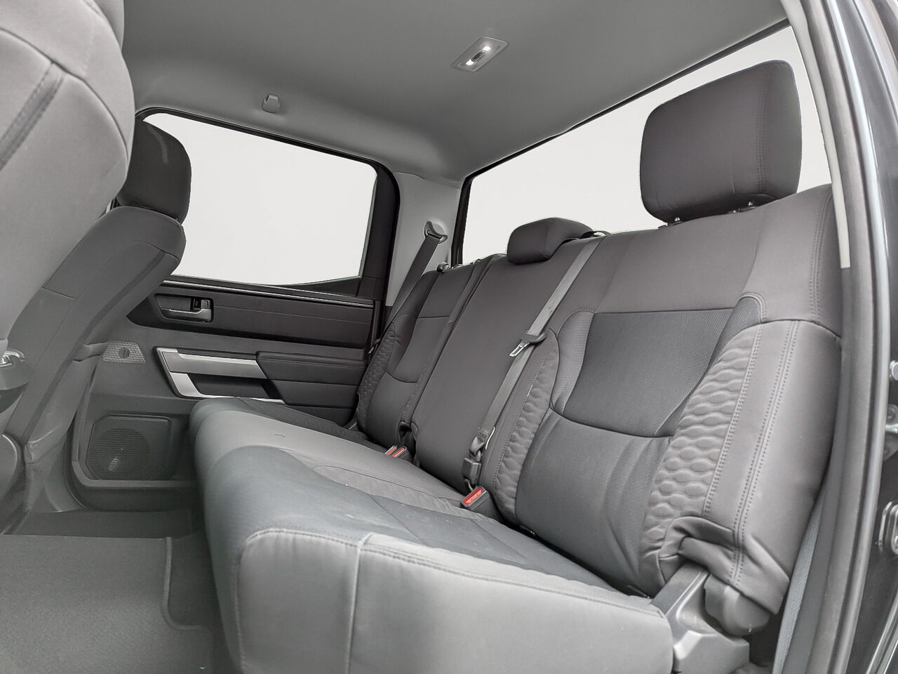 2023 Toyota Tundra - Image 8