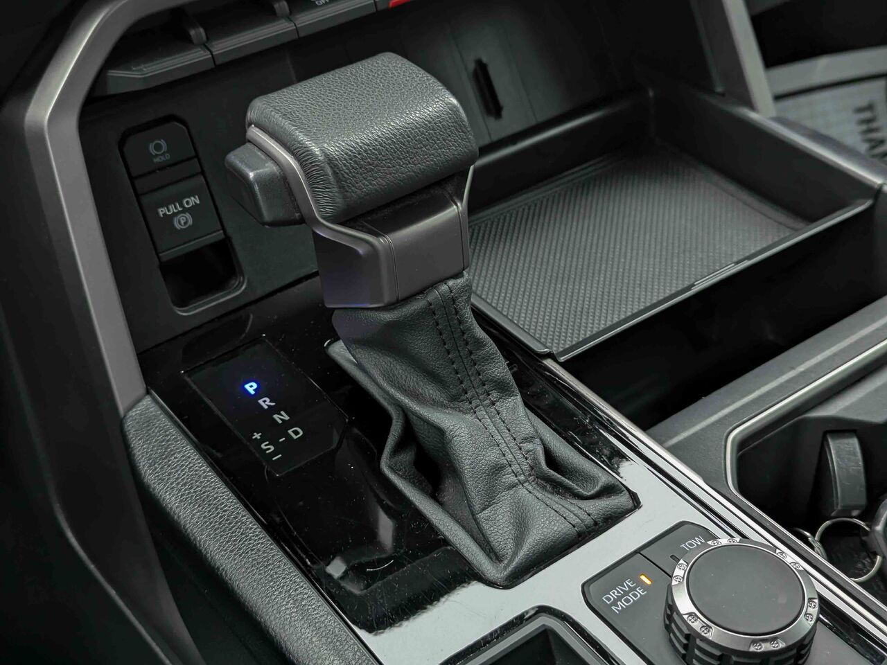 2023 Toyota Tundra - Image 13
