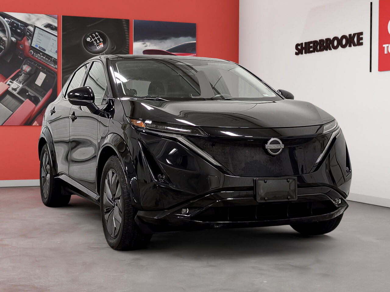 2023 Nissan ARIYA - Image 2