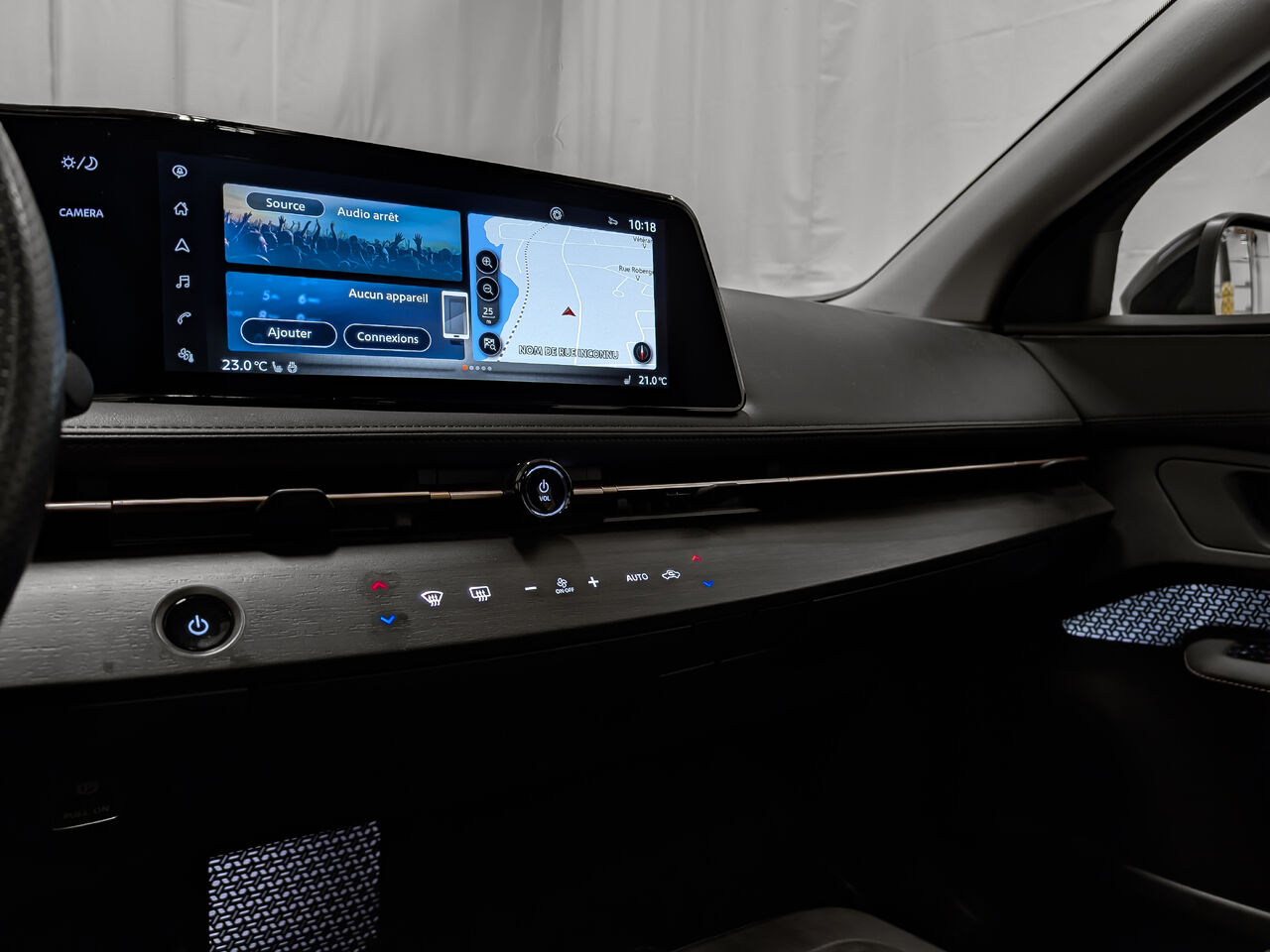 2023 Nissan ARIYA - Image 10