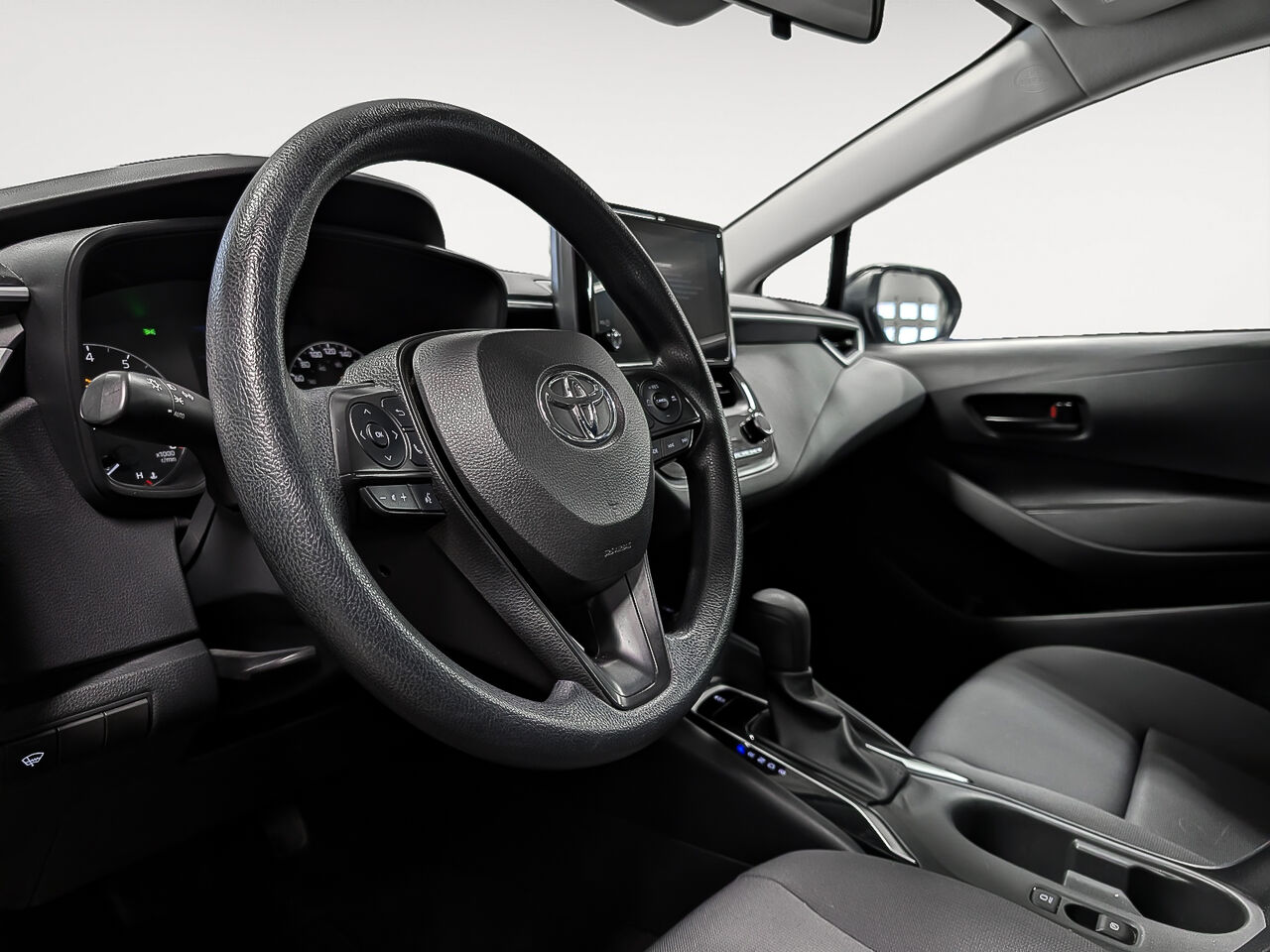 2023 Toyota Corolla - Image 7