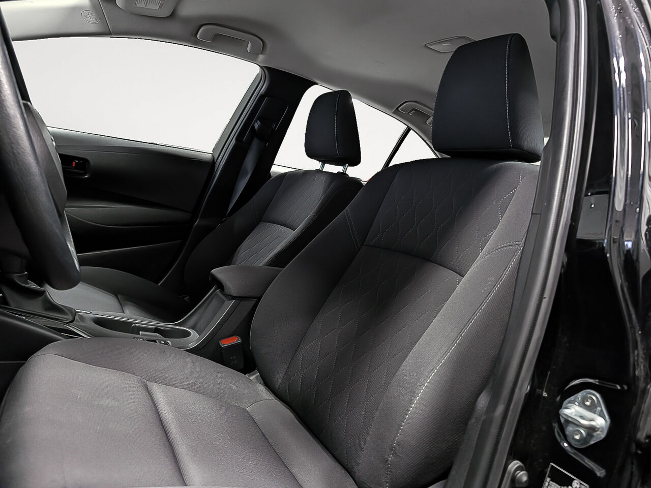 2023 Toyota Corolla - Image 8